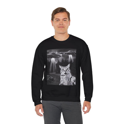Selfie Cat with UFO Sweatshirt
